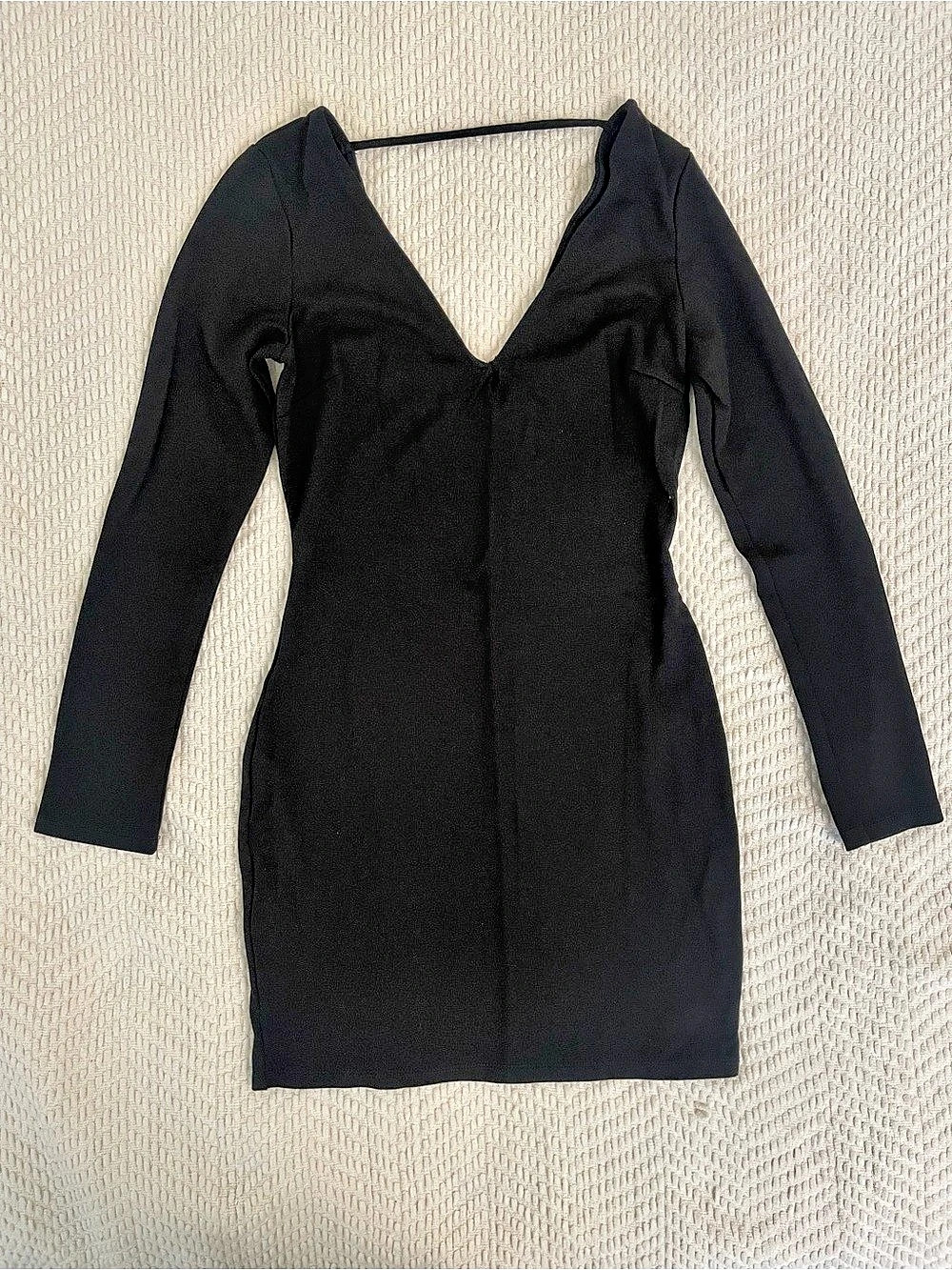 Charlotte Russe Style 3D1776 Black V-Neck Mini Dress Size Small
